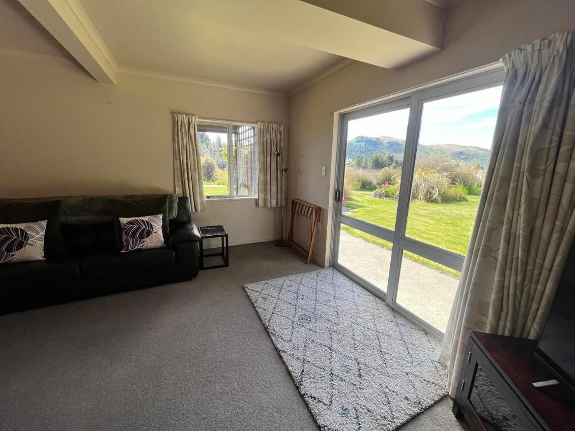 Ferienwohnung Two Bridges Tekapo Lake Tekapo Exterior foto